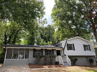 6624 Cambridge Dr, Rex, GA 30273