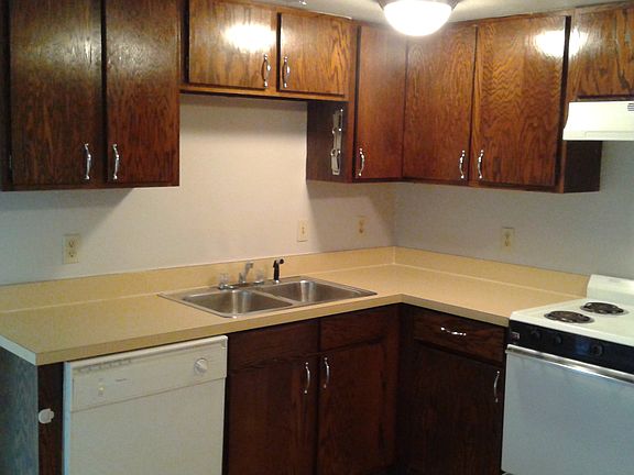 4th image of 1304 Cordell St APT 5
