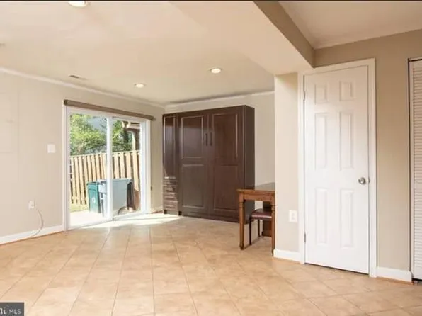 (undisclosed Address), Fairfax, VA 22032