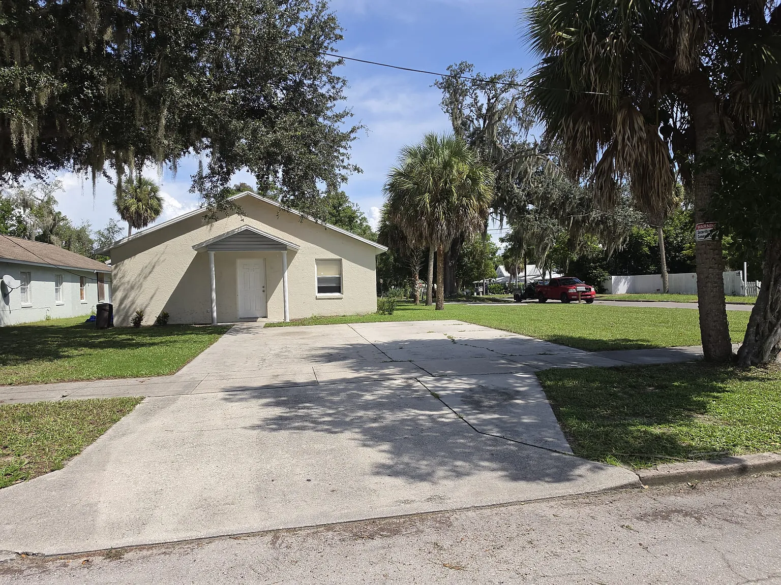 3 bed, 992 sqft, $1,600 — Photo 3