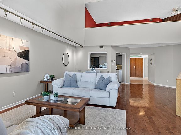 3rd image of 1818 Cherryhill Rd #503