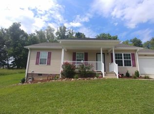 107 Spirit Dr, Elizabethton, TN 37643