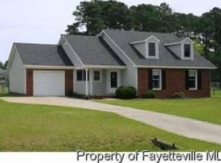 6472 Anniston St, Parkton, NC 28371