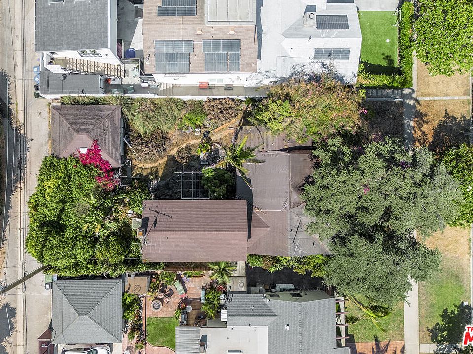 2nd image of 13223 Rose Ave