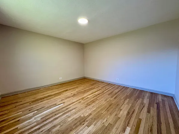 70-35a Park Drive East image 7 of 10