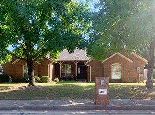 320 Timberdale Dr, Edmond, OK 73034