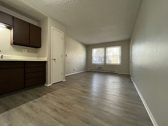 4th image of 1101 N Thayer St APT 2