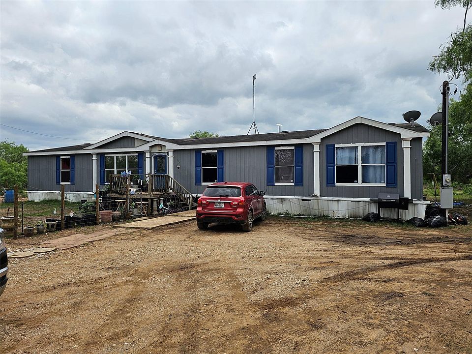 1st image of 608 Country Breeze St