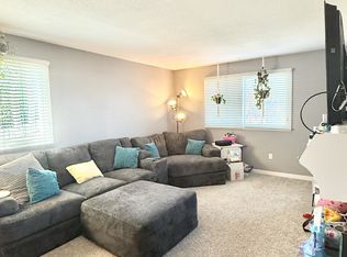 2740 Susan Dr, Loveland, CO 80537