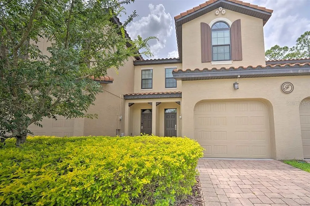 3 bed, 2.5 bath, 1535 sqft, $2,500 — Photo 1