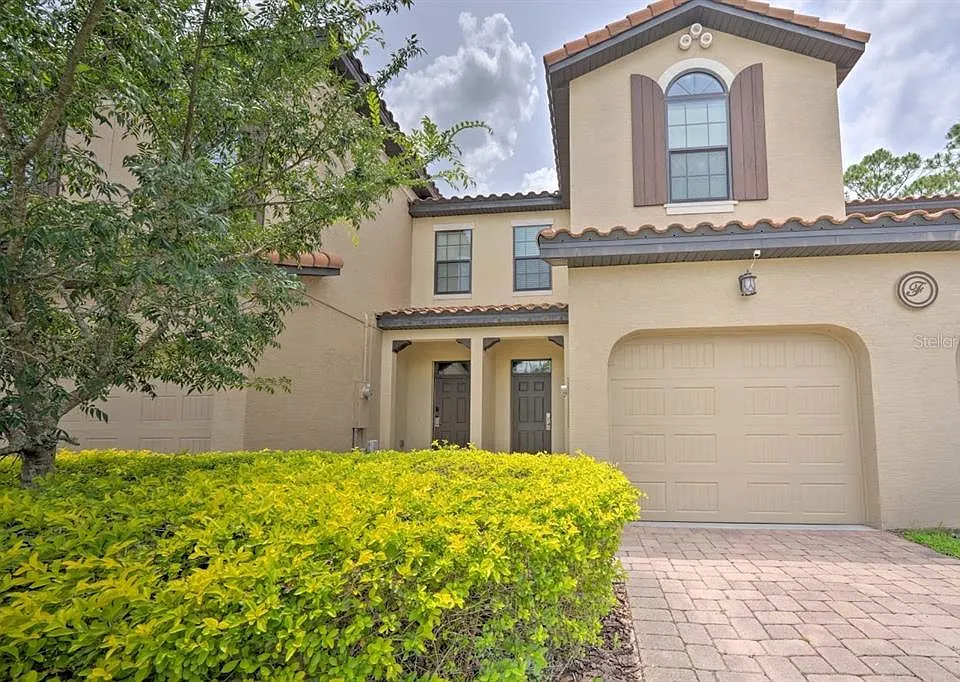 8151 Roseville Blvd