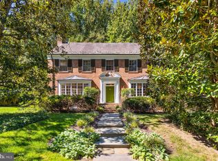 5320 Falmouth Rd, Bethesda, MD 20816