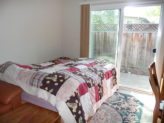 4th image of 10380 Miller Ave APT 2