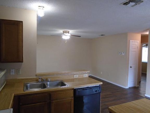 3rd image of 5209 Gawain Dr Unit 2