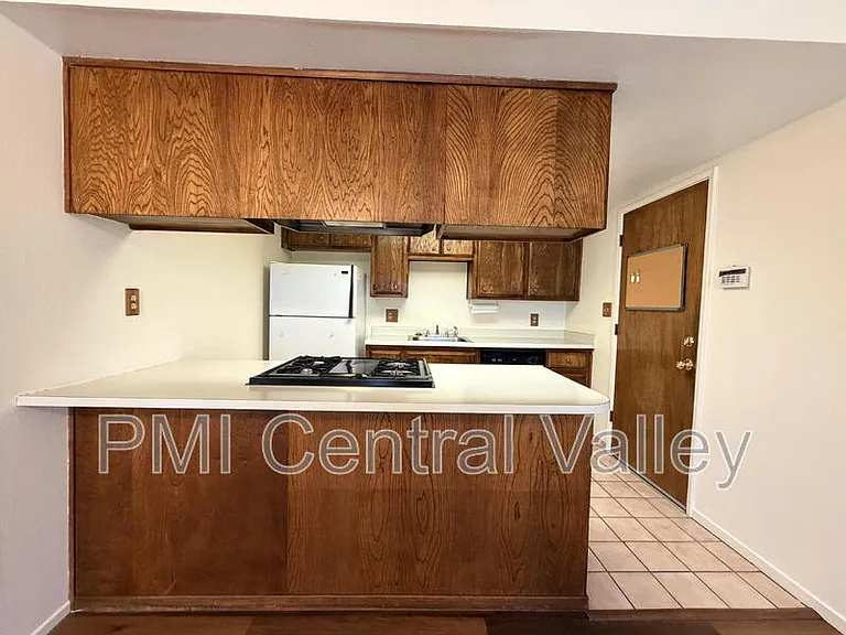 324 Felton Way — Photo 10