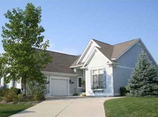 10605 Sunset Point Ln, Fishers, IN 46037