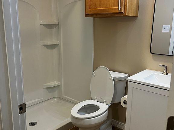 5th image of 1137 Herbert St NW