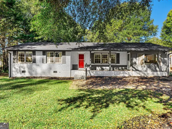 45 Beverly St, Lavonia, GA 30553