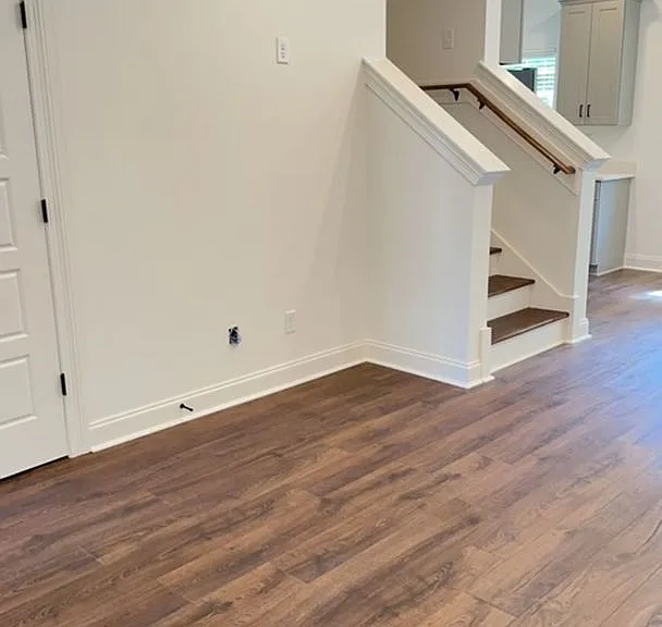 507 Meadow Crest Cir — Photo 6