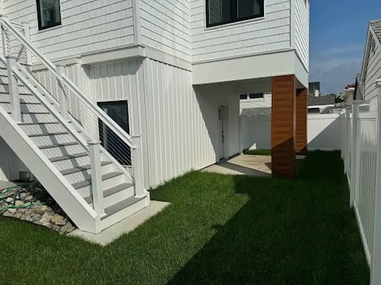 9 N Granville Ave — Photo 36