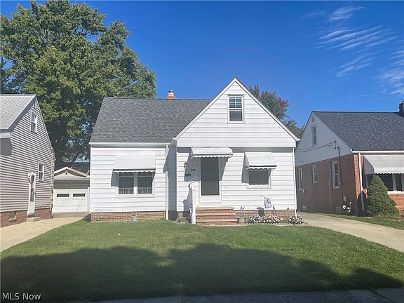 2nd image of 403 E 323rd St