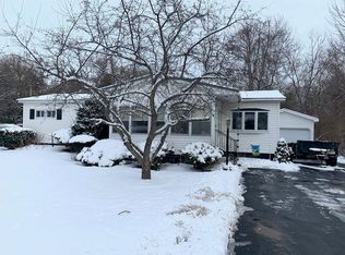 14 Westland Ave, Morrisonville, NY 12962