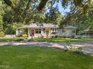 3801 Dantzler St, Moss Point, MS 39563