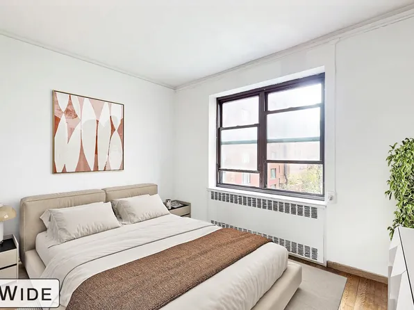 315 East 56th Street image 2 of 9