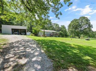 10857 Friendly Rd, Fayetteville, AR 72701