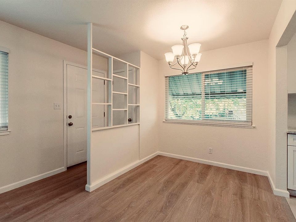 2nd image of 5117 Connecticut Dr APT 4