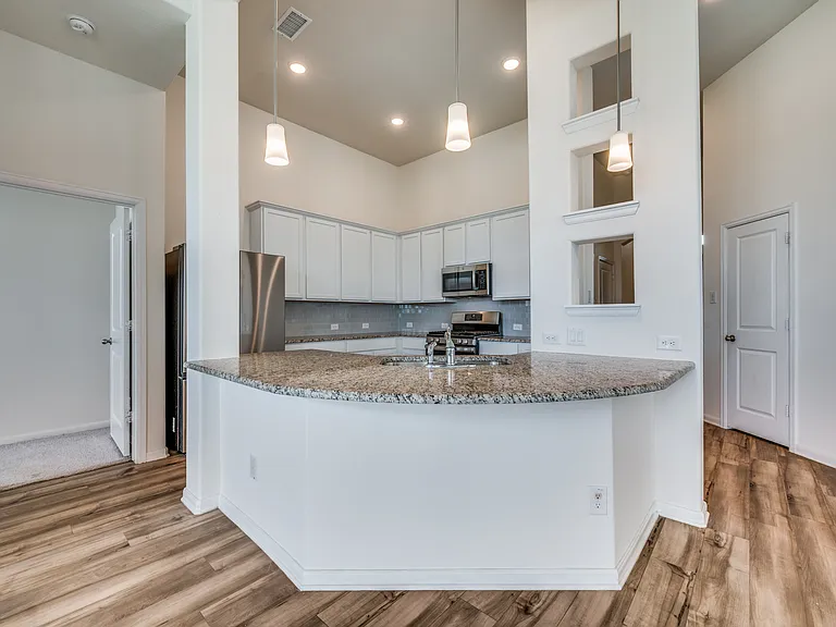 16309 Garden Dr — Photo 6