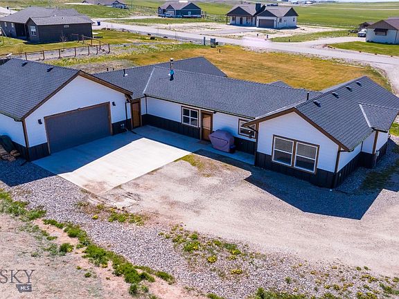 3rd image of 122 Rolling Prairie Way