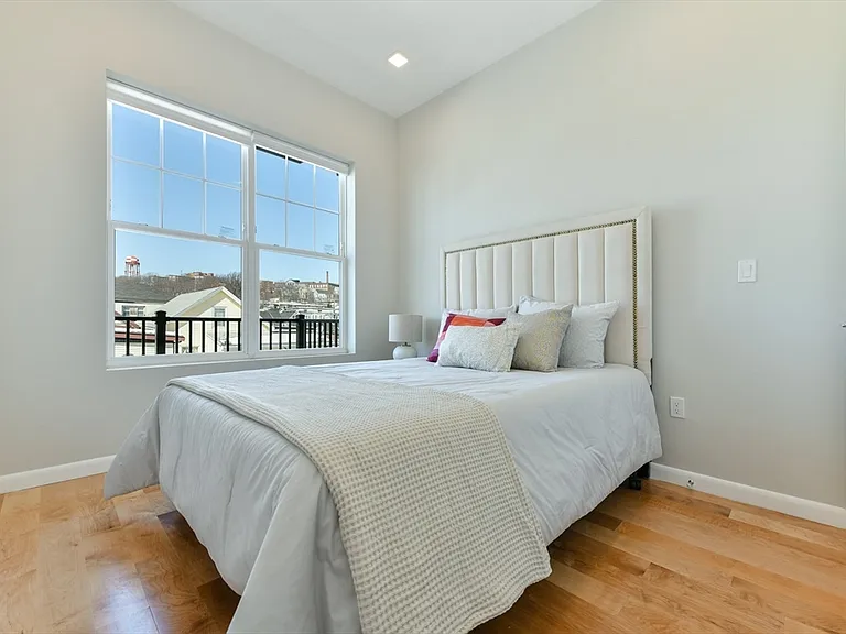 87 Parker St #402A — Photo 27