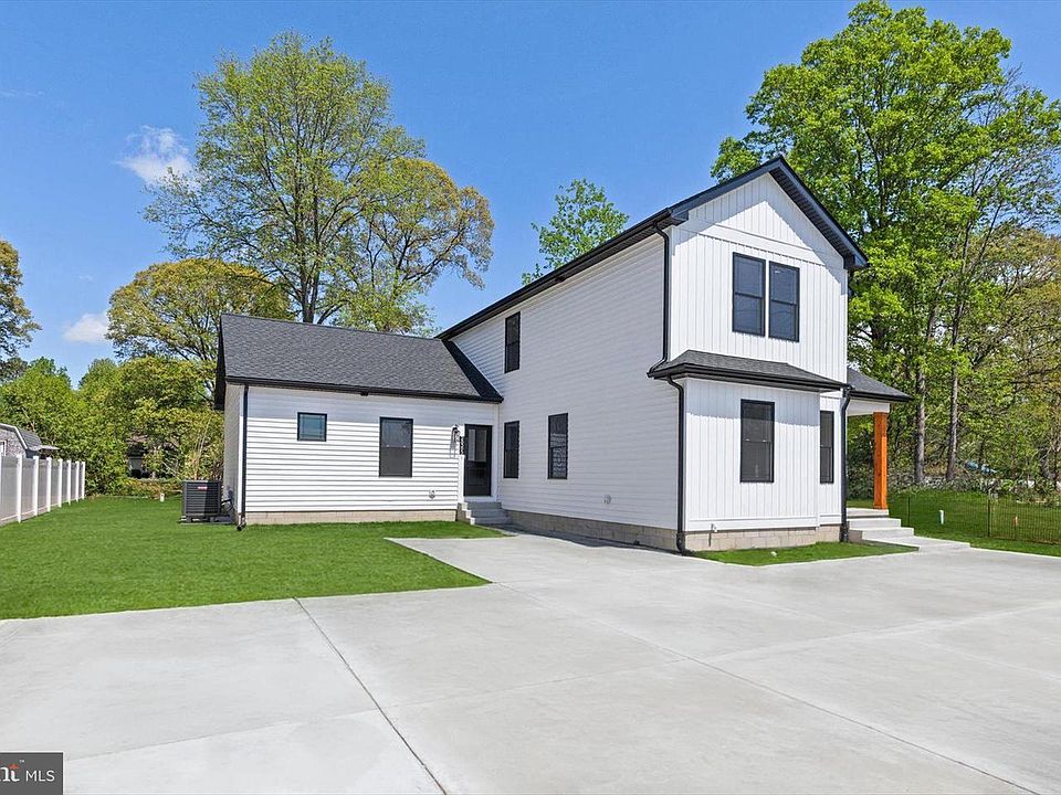1st image of 26395 Bay Farm Rd