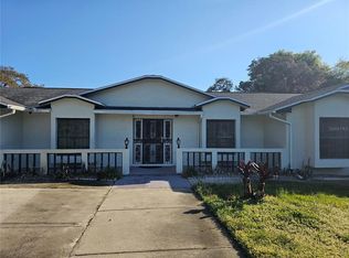 1745 Foxcreek Ln, Apopka, FL 32703