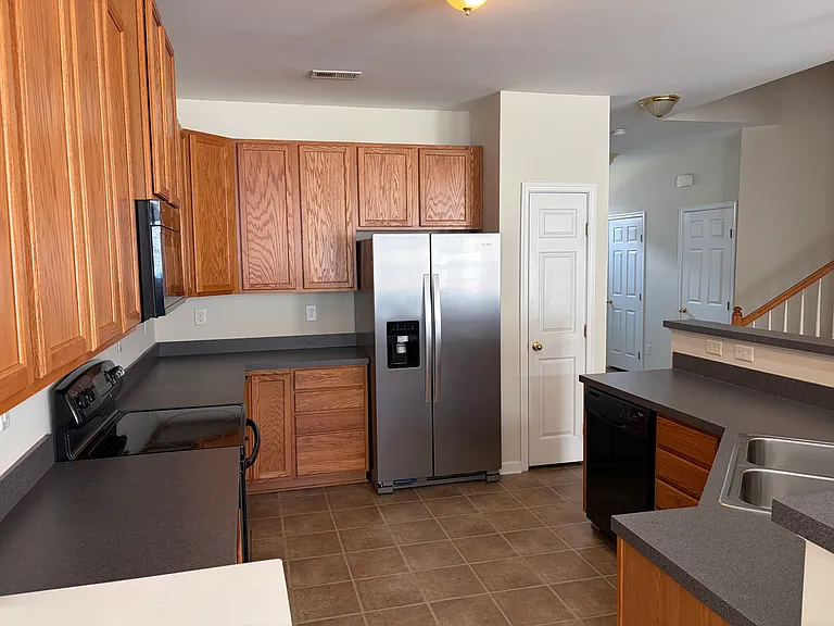 6303 Margaret Ct — Photo 6