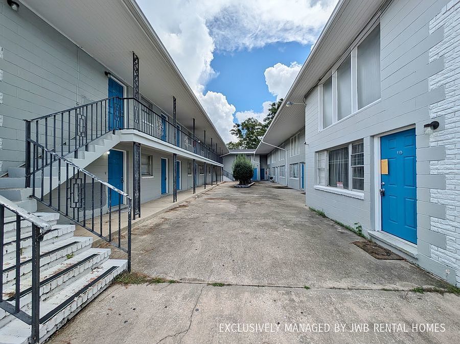 1st image of 1029 Caliente Dr #1B-1BA-848SQFT