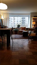 Rented by R New York