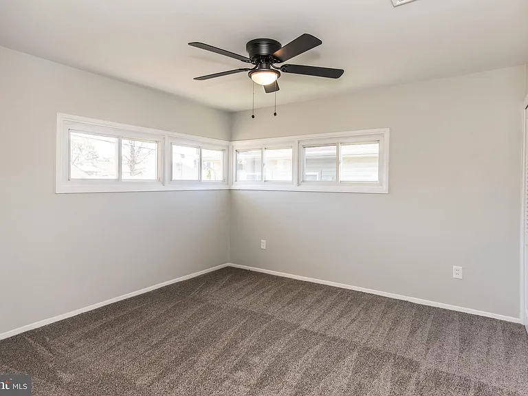 30 Primrose Ln — Photo 39