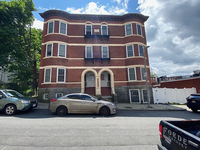 3 Edwin St #1 — Photo 14