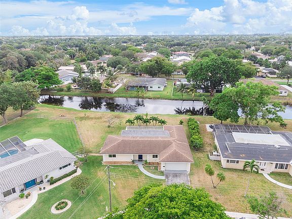 4th image of 7060 NW 10th Court