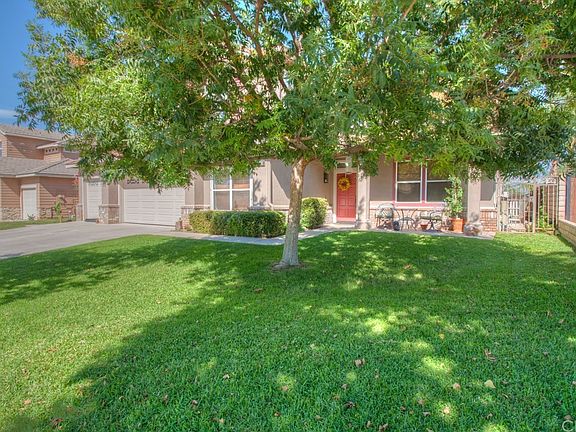 3rd image of 1541 Heartland Way