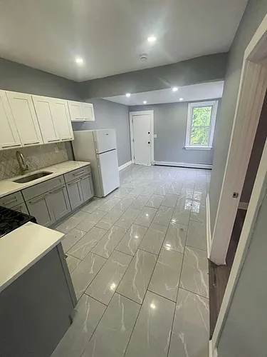 553 S Orange Ave #2 Photo 1