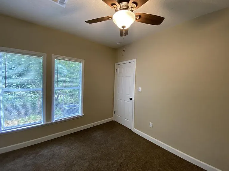 2701 Lincoln Ave #B — Photo 4