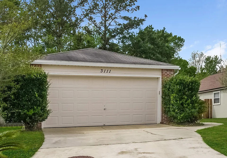 3111 Wavering Ln