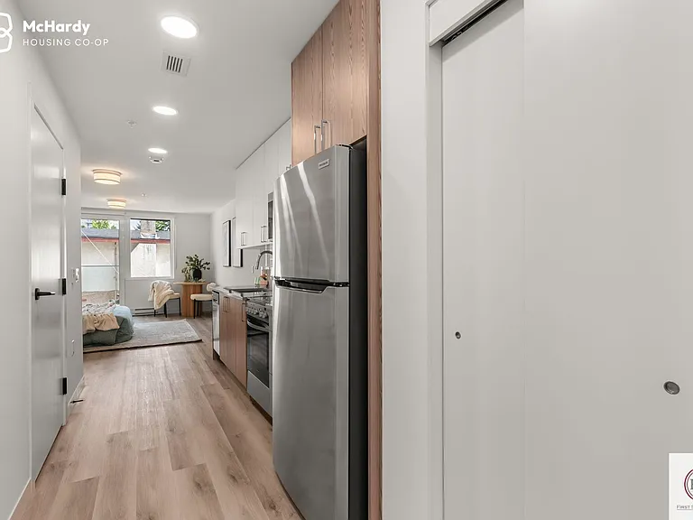 5085 McHardy St — Photo 21