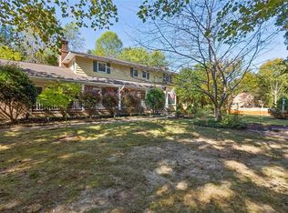 105 Sherwood Dr, Williamsburg, VA 23185