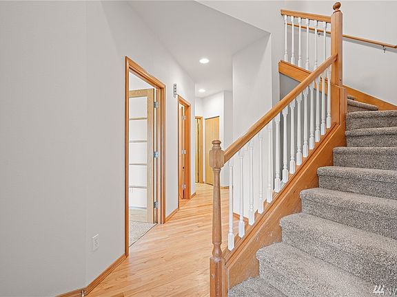 4th image of 8845 Bedington Dr SE