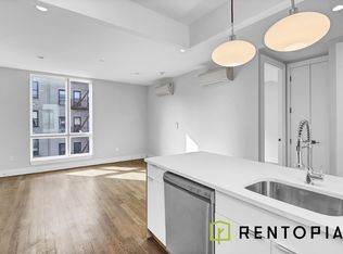 379 S 1st St #41A, Brooklyn, NY 11211