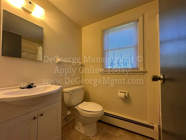 Walworth Garden Apartments — Photo 14